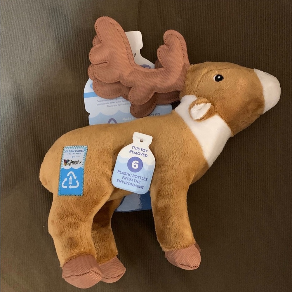 Spunky Pup Clean Earth Caribou Large Dog Toy w/Squeaker